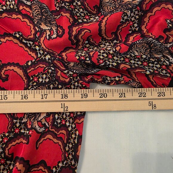 Fashion Nova Tiger print blouse, Size L - Picture 5 of 8